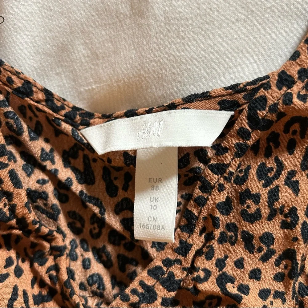 H&M TOP - Picture 2 of 2